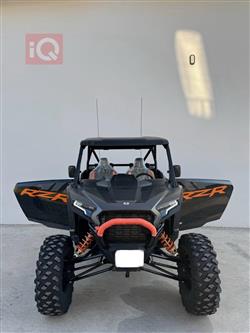 پۆلاریس RZR
